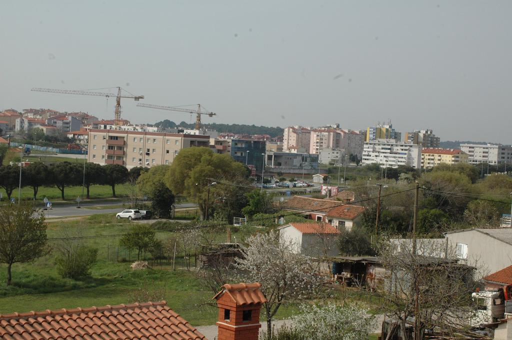 Apartments Saric Pula Luaran gambar