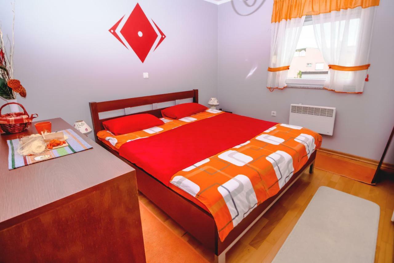 Apartments Saric Pula Luaran gambar