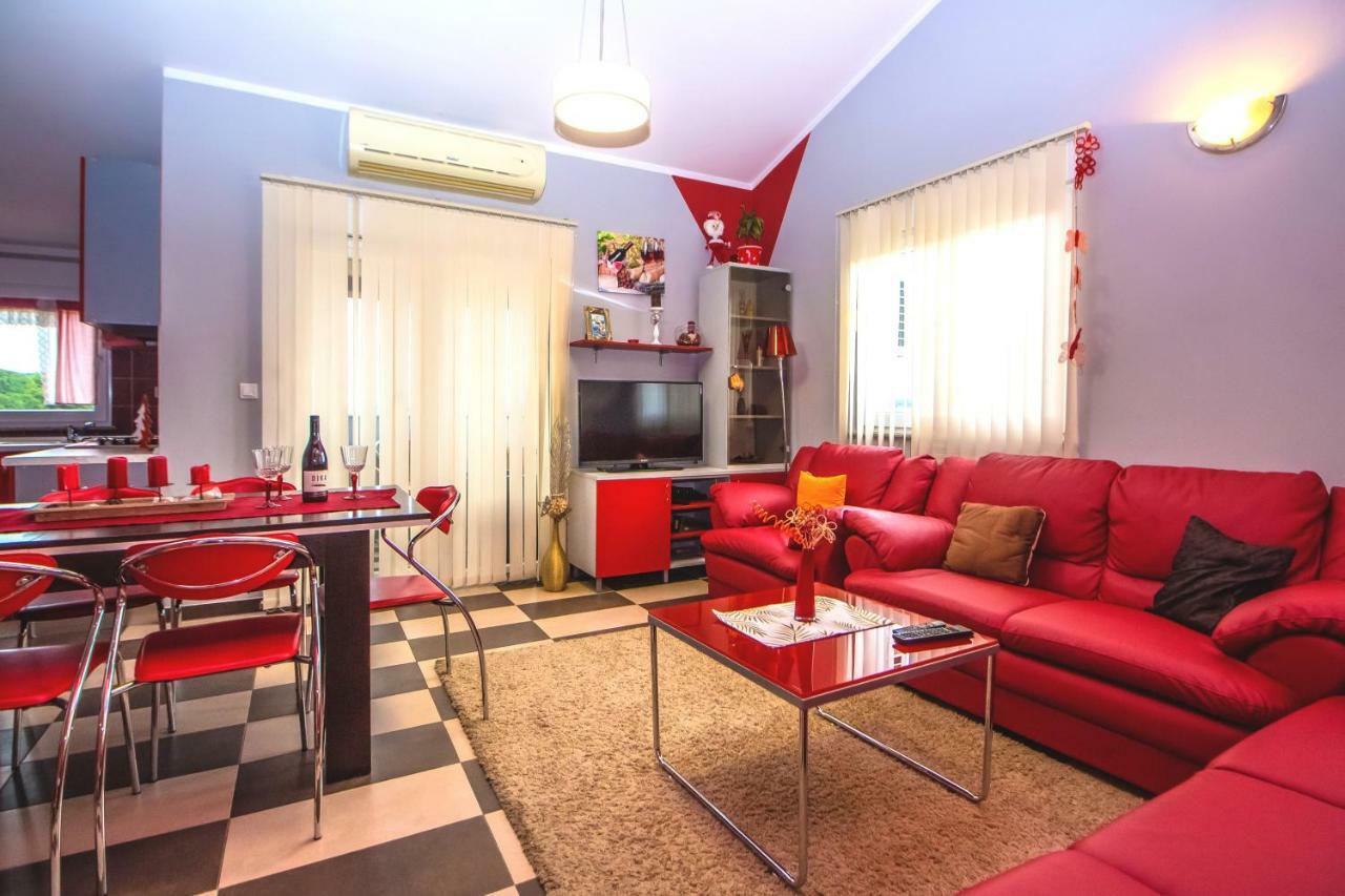 Apartments Saric Pula Luaran gambar